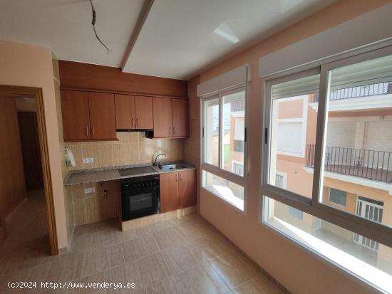 PRECIOSO APARTAMENTO EN NAVAJAS - CASTELLON