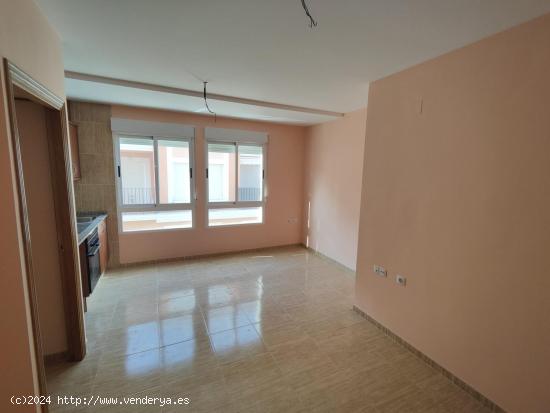 PRECIOSO APARTAMENTO EN NAVAJAS - CASTELLON