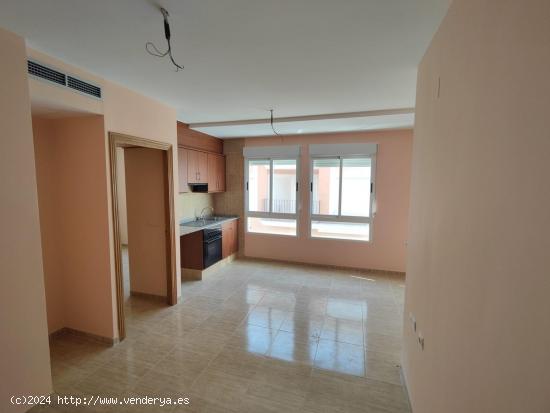 PRECIOSO APARTAMENTO EN NAVAJAS - CASTELLON