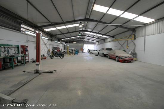  NAVE INDUSTRIAL-TALLER CHAPA Y PINTURA EN VENTA - ALICANTE 