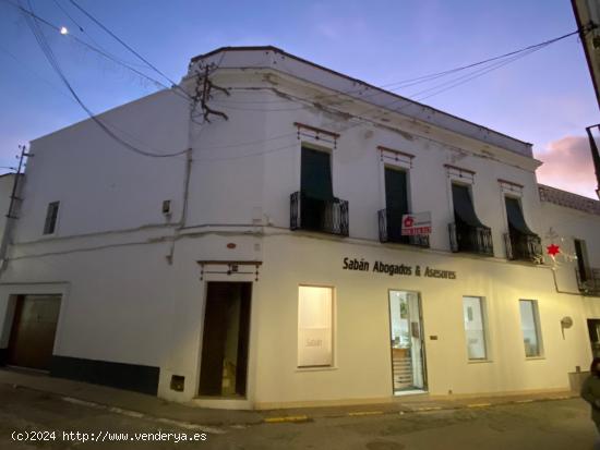 CASABANCO VENDE PISO CUATRO DORMITORIOS LLERENA - BADAJOZ