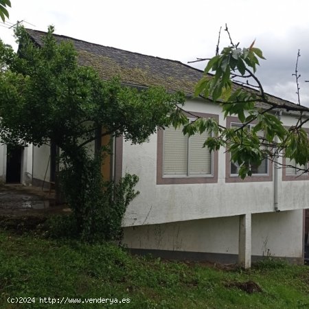 Casa de pueblo en Venta en Navia De Suarna (Casco Urbano) Lugo