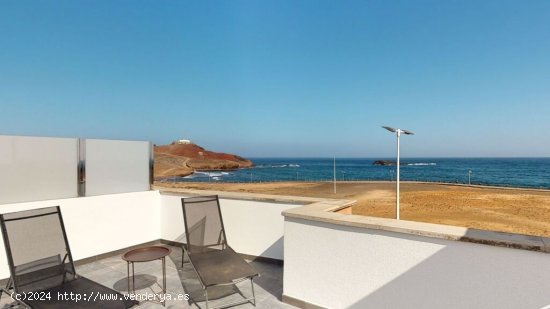  Casa-Chalet en Venta en Palmas De Gran Canaria, Las Las Palmas 