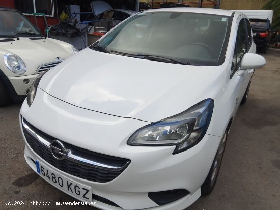 Opel Corsa 1.4 GASOLINA - Cornellà