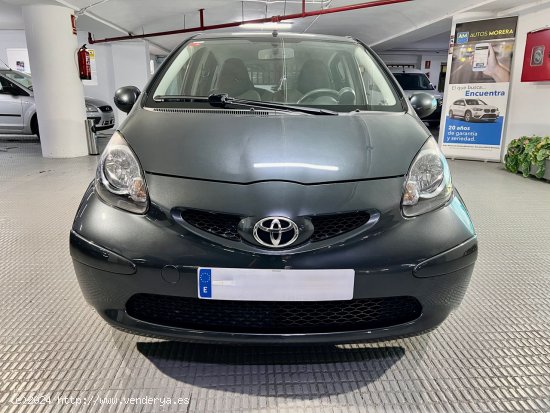 Toyota Aygo 1.0 VVTI 68cv. Impecable. A toda prueba. - Barcelona