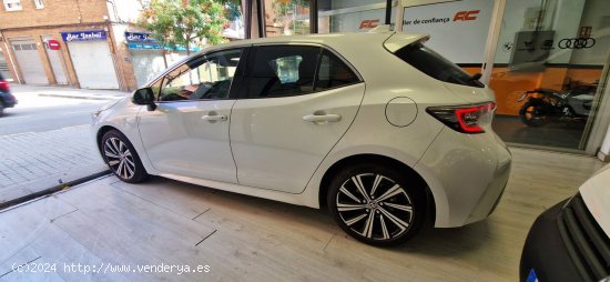 Toyota Corolla 125H STYLE  NAVEGADOR GPS-APPLE CARPLAY -ANDROID Auto - Mataró