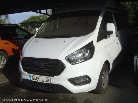  Ford Transit Custom sobre elevada - Vila-Seca 