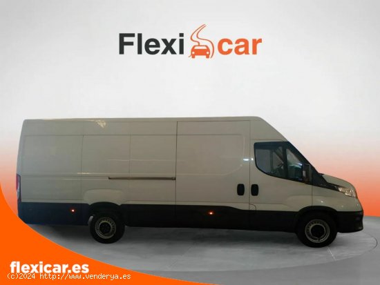 Iveco Daily IVECO DAILY 16m3 2.3 MJET 156 FURGON 35s 16hv - Córdoba