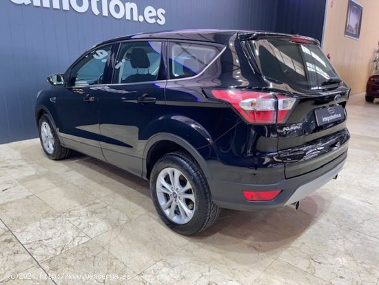 Ford Kuga 1.5 TDCi 88kW 4x2 Titanium - Burela