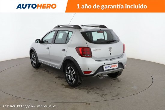 Dacia Sandero 0.9 TCe SL Nomada - 