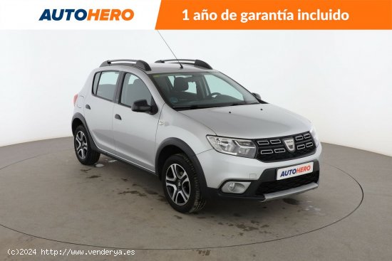 Dacia Sandero 0.9 TCe SL Nomada - 