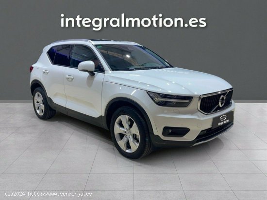 Volvo XC40 2.0 D3 AWD Business Plus - 