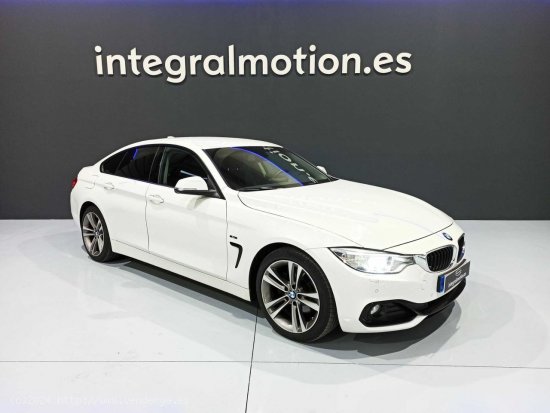 BMW Serie 4 420d - 