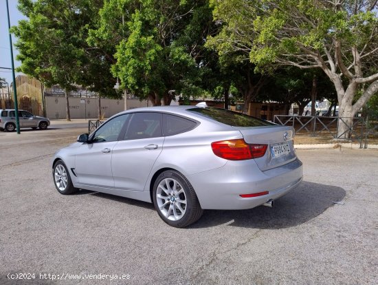 BMW Serie 3 318dA Gran Turismo - Malaga