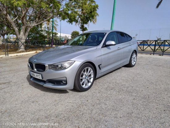 BMW Serie 3 318dA Gran Turismo - Malaga