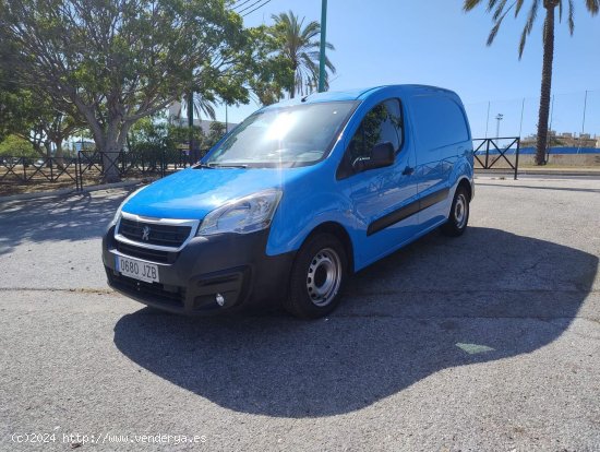  Peugeot Partner 16 HDI MIXTA 5 PLAZAS - Malaga 