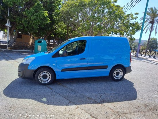 Peugeot Partner 16 HDI MIXTA 5 PLAZAS - Malaga