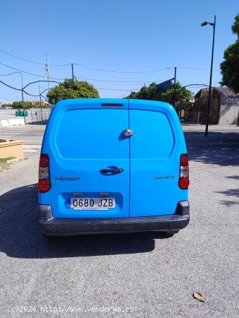 Peugeot Partner 16 HDI MIXTA 5 PLAZAS - Malaga