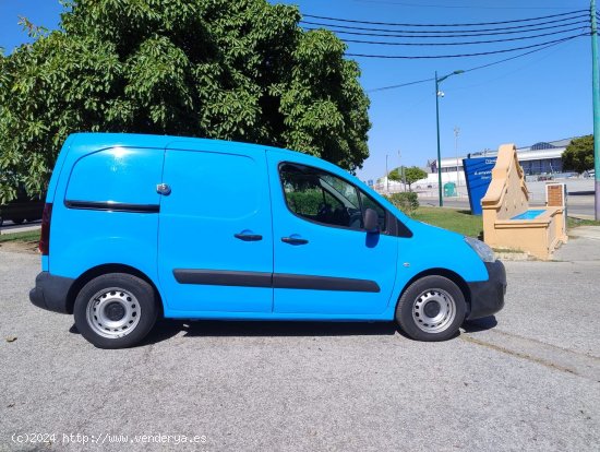 Peugeot Partner 16 HDI MIXTA 5 PLAZAS - Malaga