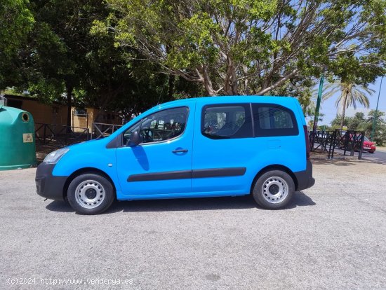 Peugeot Partner FURGÓN CONFORT PACK L.1 - Malaga