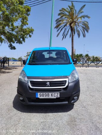 Peugeot Partner FURGÓN CONFORT PACK L.1 - Malaga