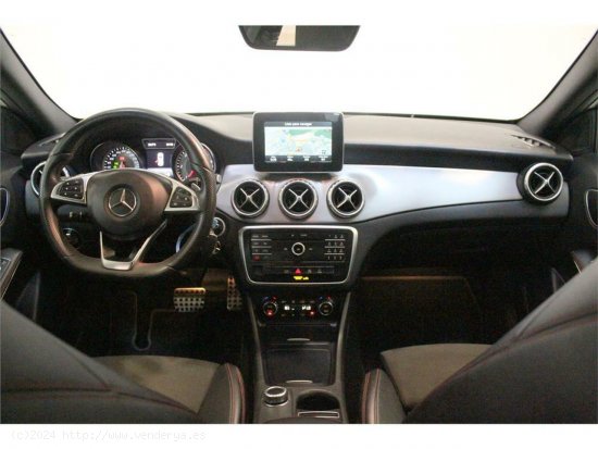 Mercedes GLA 220 d - 