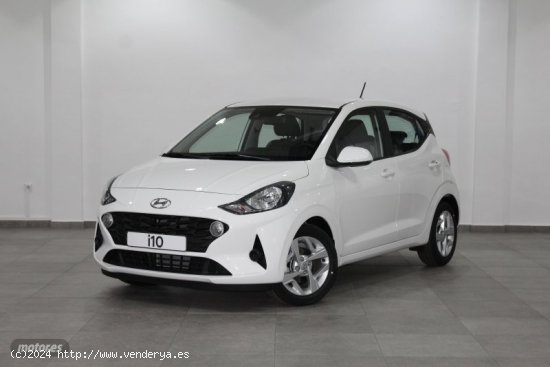  Hyundai i10 1.0 MPI KLASS 66CV de 2021 con 45.122 Km por 12.490 EUR. en Cadiz 