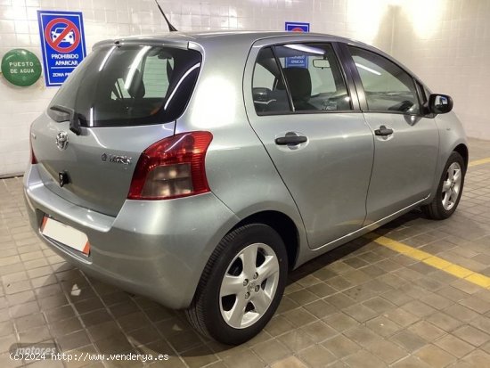 Toyota Yaris 1.3 VVT-i Blue de 2008 con 5.550 Km por 7.990 EUR. en Tarragona