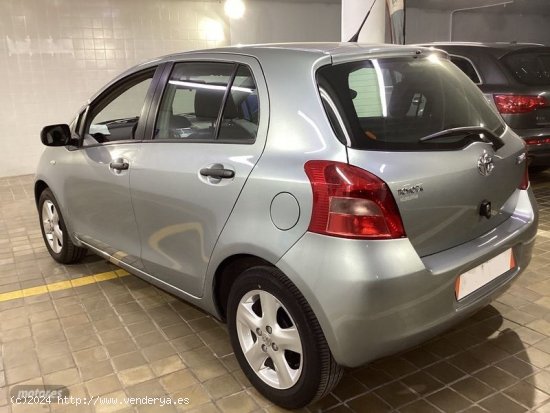 Toyota Yaris 1.3 VVT-i Blue de 2008 con 5.550 Km por 7.990 EUR. en Tarragona