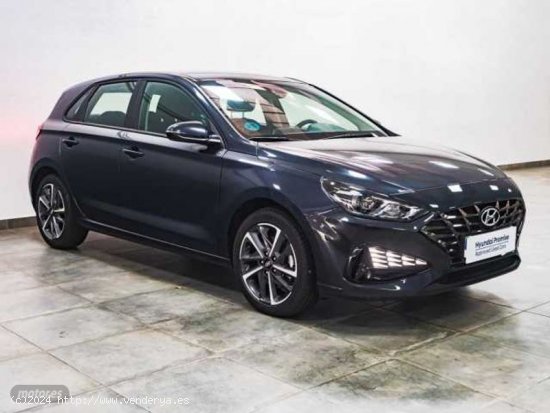 Hyundai i30 1.5 DPI Klass SLX 110 de 2023 con 19.359 Km por 18.990 EUR. en Guipuzcoa