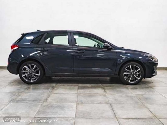 Hyundai i30 1.5 DPI Klass SLX 110 de 2023 con 19.359 Km por 18.990 EUR. en Guipuzcoa