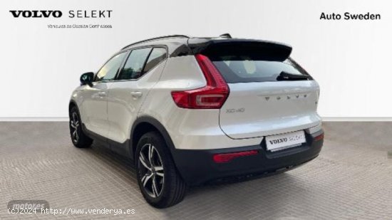 Volvo XC40 T3 R-Design Automatico de 2021 con 58.705 Km por 30.400 EUR. en Valencia