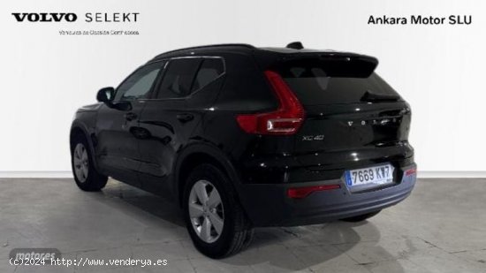 Volvo XC40 XC40 T3 Manual de 2019 con 71.300 Km por 22.900 EUR. en Alicante