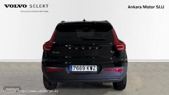 Volvo XC40 XC40 T3 Manual de 2019 con 71.300 Km por 22.900 EUR. en Alicante