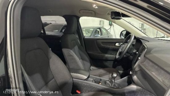 Volvo XC40 XC40 T3 Manual de 2019 con 71.300 Km por 22.900 EUR. en Alicante