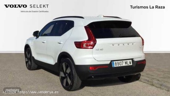 Volvo XC40 todoterreno 1.5 T5 PHEV RECHARGE PLUS DARK DCT 262 5P de 2023 con 8.200 Km por 43.900 EUR