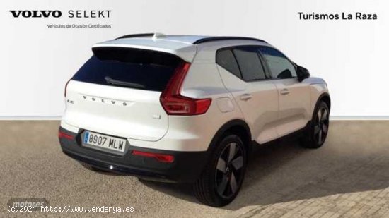 Volvo XC40 todoterreno 1.5 T5 PHEV RECHARGE PLUS DARK DCT 262 5P de 2023 con 8.200 Km por 43.900 EUR