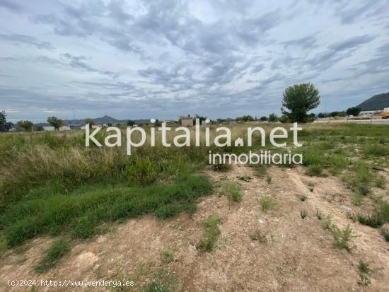 Parcela industrial a la venta en Xativa. - VALENCIA