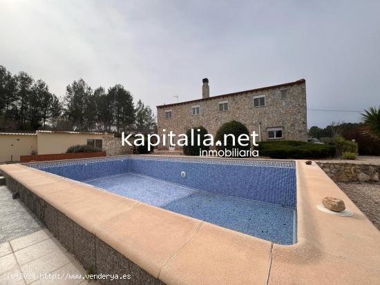 Chalet a la venta en l'Olleria - VALENCIA