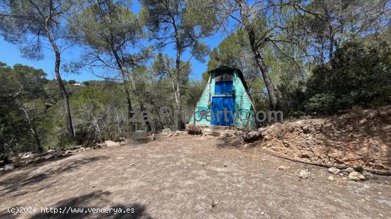 VENTA - Terreno rustico cerca de Roca Llisa, Santa Eulalia del Río - BALEARES