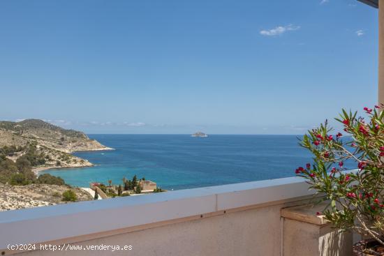 ¡ESPECTACULAR ÁTICO´DÚPLEX, FRENTE AL MAR, EN UN ENTORNO ÚNICO, EN PLAYA DEL TORRES! - ALICANTE