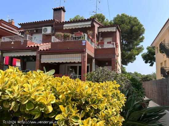 VENTA de Bonita CASA APAREADA muy céntrica en SEGUR DE CALAFELL - TARRAGONA