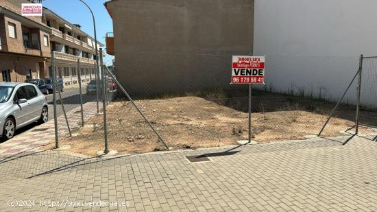  VENTA DE SOLAR EN  ZONA ERAS  DE ALMUSSAFES - VALENCIA 