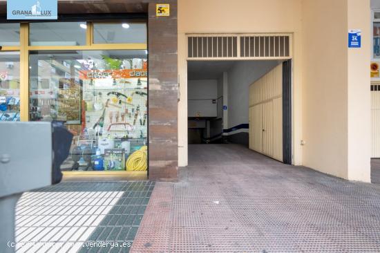  SE VENDE PLAZA DE GARAJE EN PINTOR MANUEL MALDONADO - GRANADA 