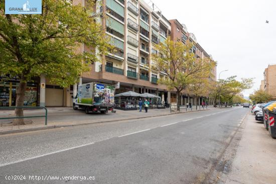 SE VENDE PLAZA DE GARAJE EN PINTOR MANUEL MALDONADO - GRANADA