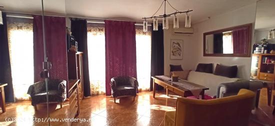  Piso convertido en 2 apartamentos en Jerez de la Frontera - CADIZ 