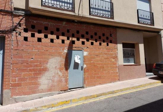  LOCAL COMERCIAL DE 173 M2 EN CAMARENA - TOLEDO 