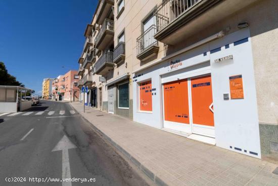 LOCAL COMERCIAL , EN BENAHADUX - ALMERIA