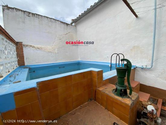 CASA CON PISCINA TIPO ALBERCA A LA VENTA - CORDOBA