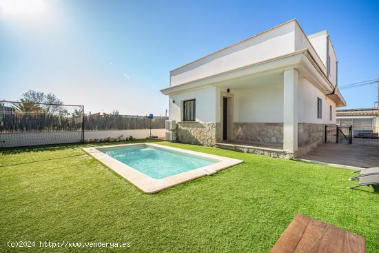 Chalet independiente reformado con piscina y terrazas en Son Ferrer, Mallorca - BALEARES